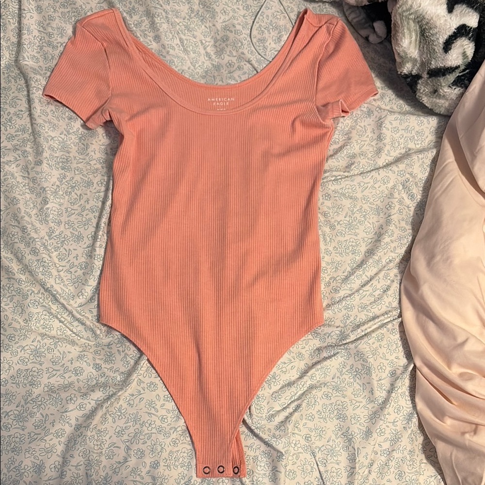 Women’s peach body suit - american eagle